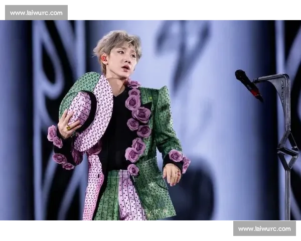 汪苏泷 “十万伏特 2.0” 荷尔蒙舞台杀疯了!建议锁死这一风格,粉丝:舞台蛊王非你莫属!